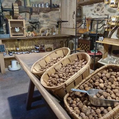 La Ferme Les Mamours La Bastide-l'Eveque 외부 사진